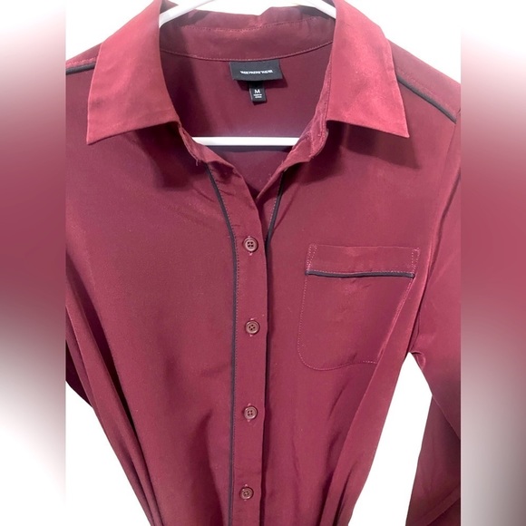WHO WHAT WEAR BURGUNDY BUTTON DOWN DRESS - Picture 6 of 12